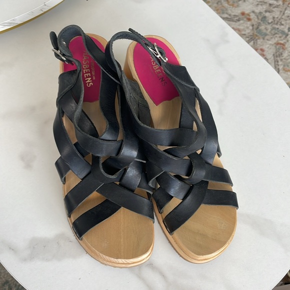 Swedish Hasbeens Vivi Clog Heeled Sandals in Black Leather - Picture 5 of 8